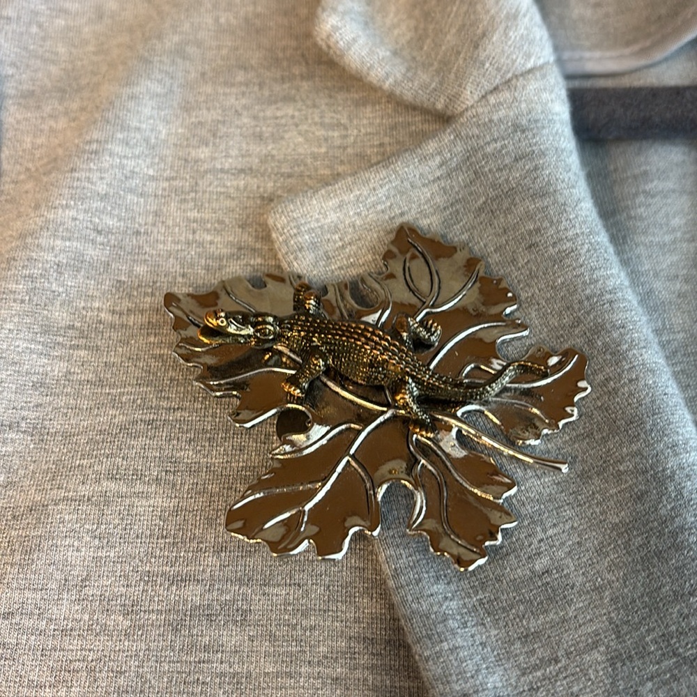 Sylvia Dahl Silver and Bronze Alligator Leaf Brooch/Clip - Picture 9 of 11